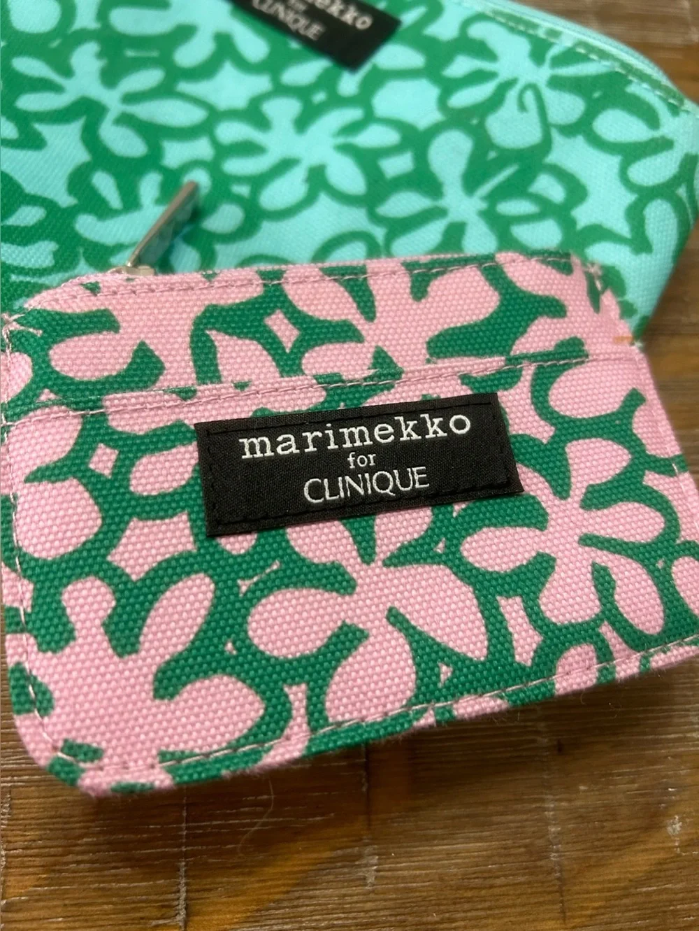 Marimekko for Clinique small make up bag set